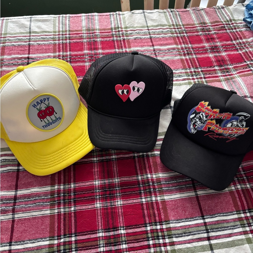 Trendy Graphic Trucker Hats Set